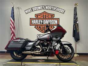 2019 Harley-Davidson CVO Road Glide Featured