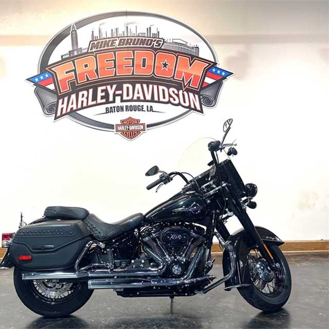 2019 Harley-Davidson Heritage Classic 114 Featured