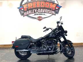 2019 Harley-Davidson Heritage Classic 114 Featured