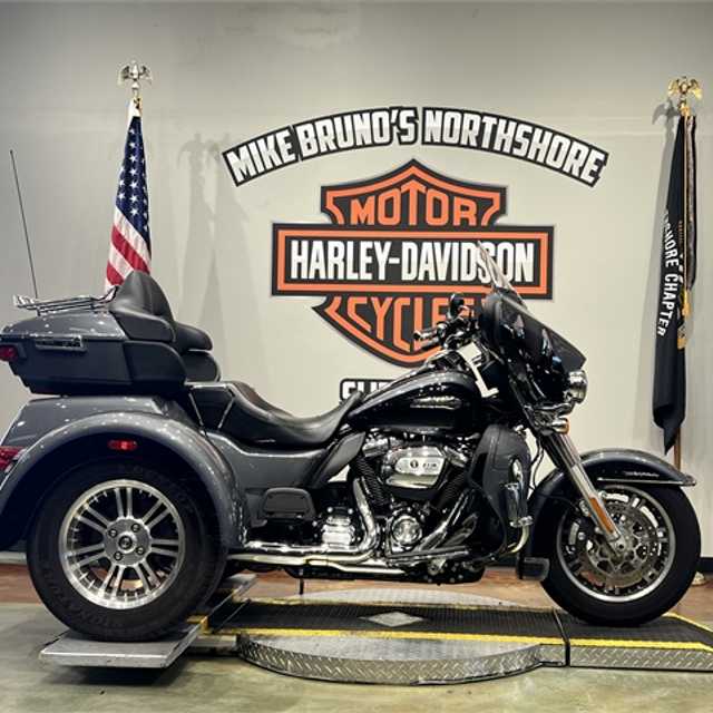 2021 Harley-Davidson Tri Glide Ultra Featured